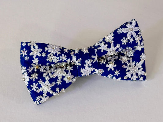 Winder Wonderland Bow Tie featuring Swarovski